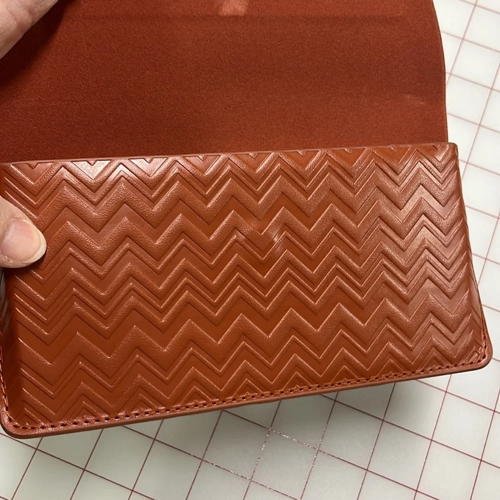 MISSONI NWT Chevron Embossed Flap Front Vegan Leather Eyeglass Case with Cloth